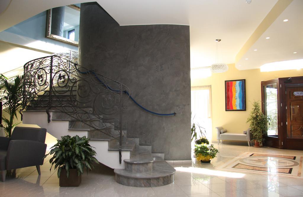 Hotel Villa Cinzia Villanova Mondovì المظهر الخارجي الصورة
