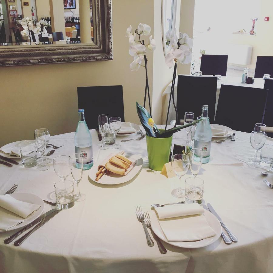 Hotel Villa Cinzia Villanova Mondovì المظهر الخارجي الصورة